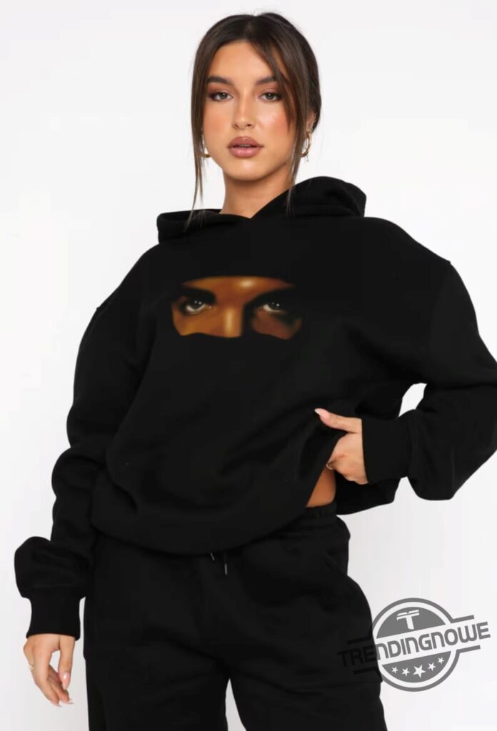 Why Hoodies Are Famous in Trending Fashion