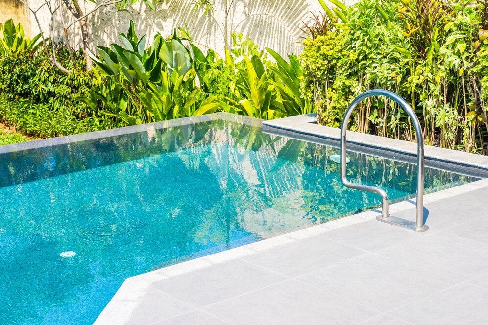 The Benefits of Choosing Experienced Pool Builders in West Palm Beach