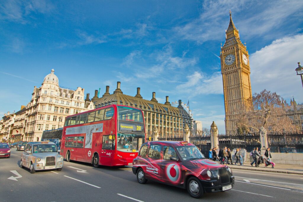 minibus hire