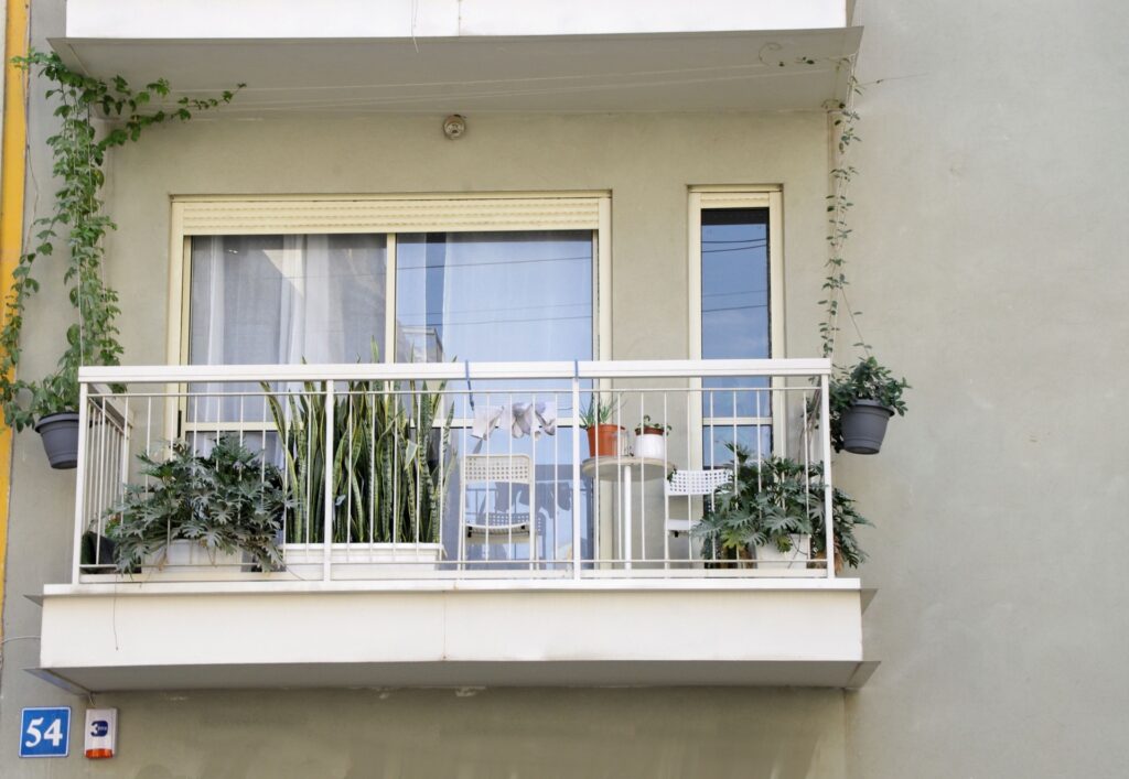 balcony